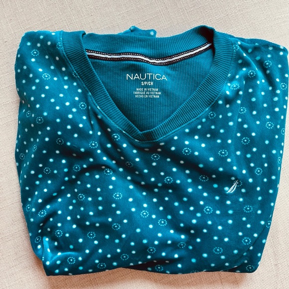 Like New. Nautica Women’s 2 piece PJ set in Teal. Size Small. - Picture 4 of 9
